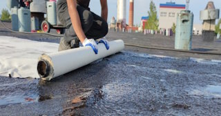 Гидроизоляции битумной кровли | ППуНрт – от 689 руб. за м²